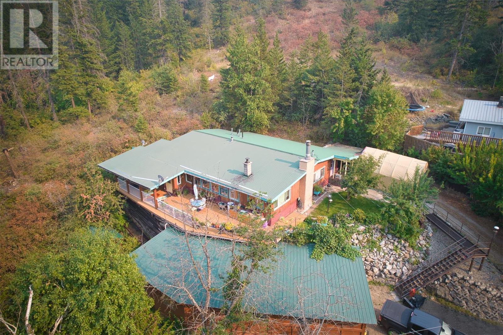 3096 Lindberg Road, For Sale in Columbia Shuswap C Zoocasa