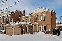 75 Willett Cres
