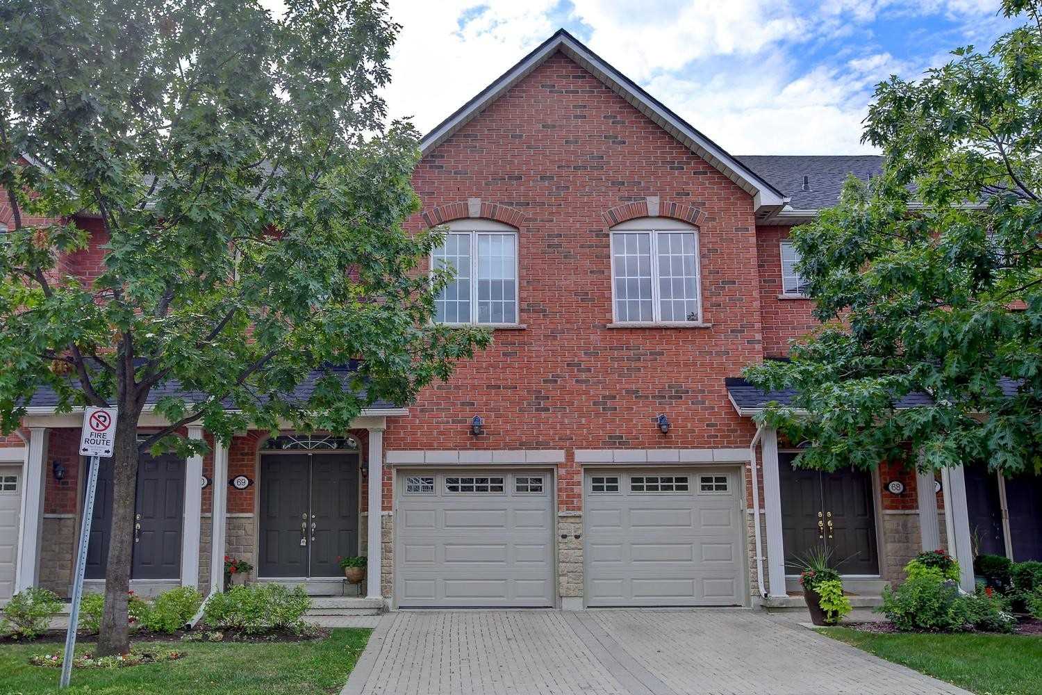 69 1169 Dorval Dr, Sold in Oakville Zoocasa