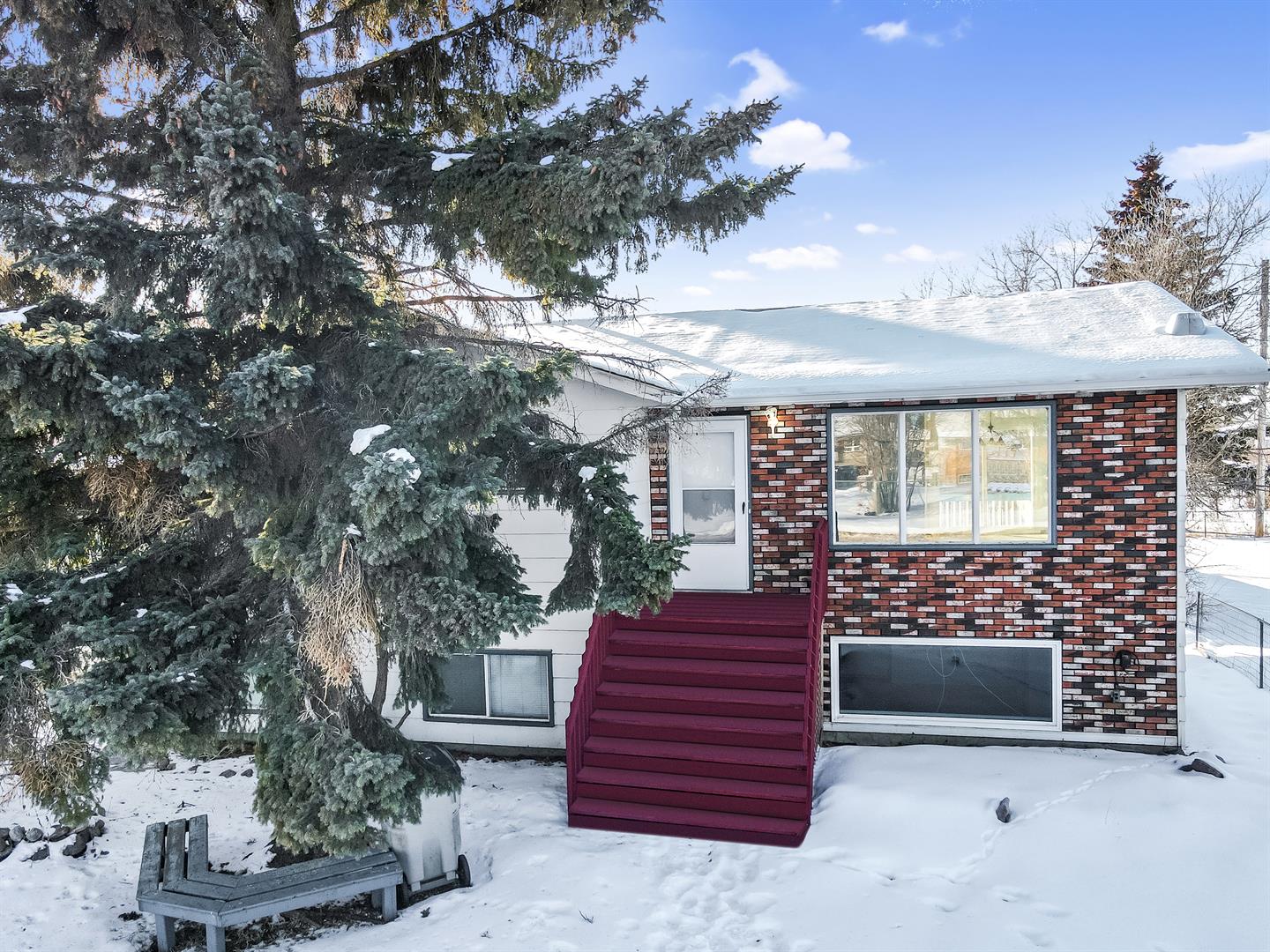 5812 48th Street, Sold in High Prairie Zoocasa