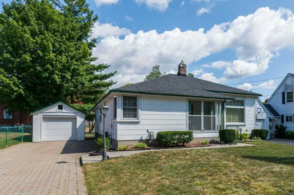 251 Bleecker Ave, Sold in Belleville Zoocasa