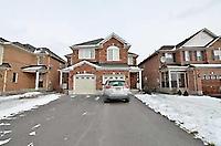 29 Coachlight Cres