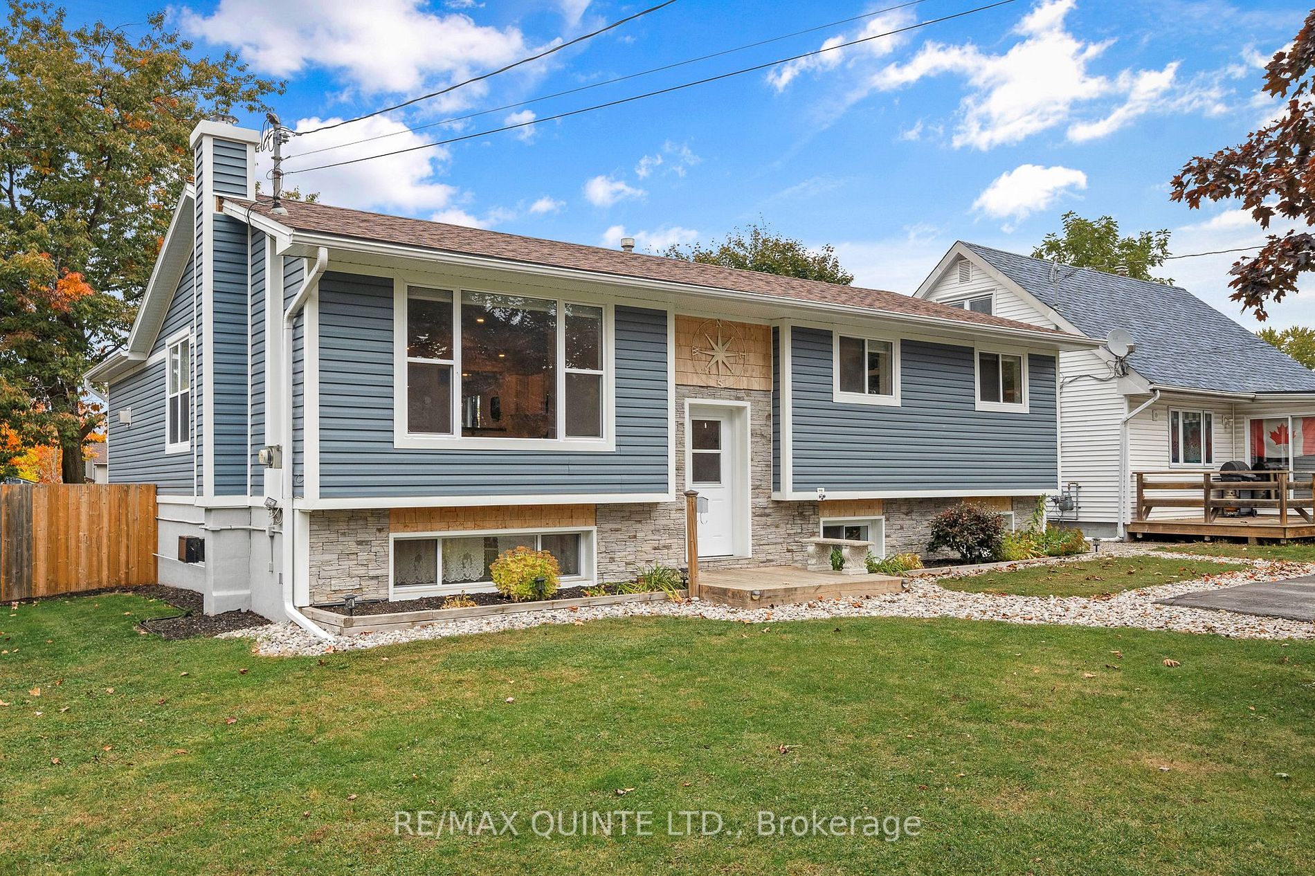 16 Maple Dr, For Sale in Belleville Zoocasa