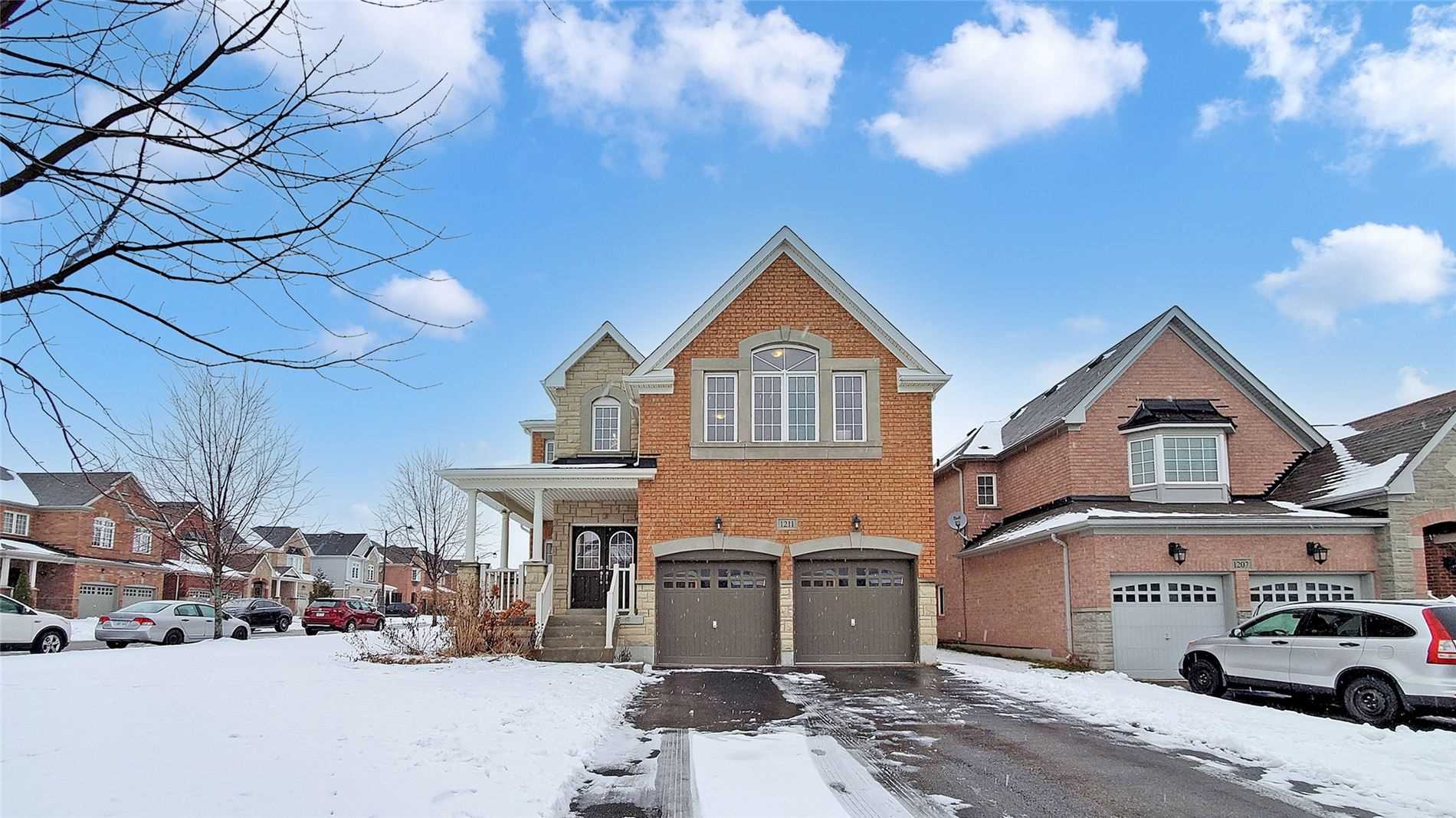 1211 Harlstone Cres, Sold in Oshawa Zoocasa