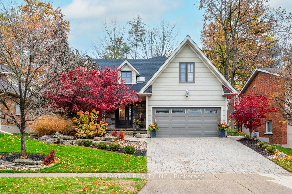 459 Winston Blvd, For Sale in Cambridge Zoocasa