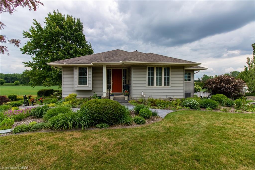 3406 3 Highway, For Sale in Norfolk County Zoocasa