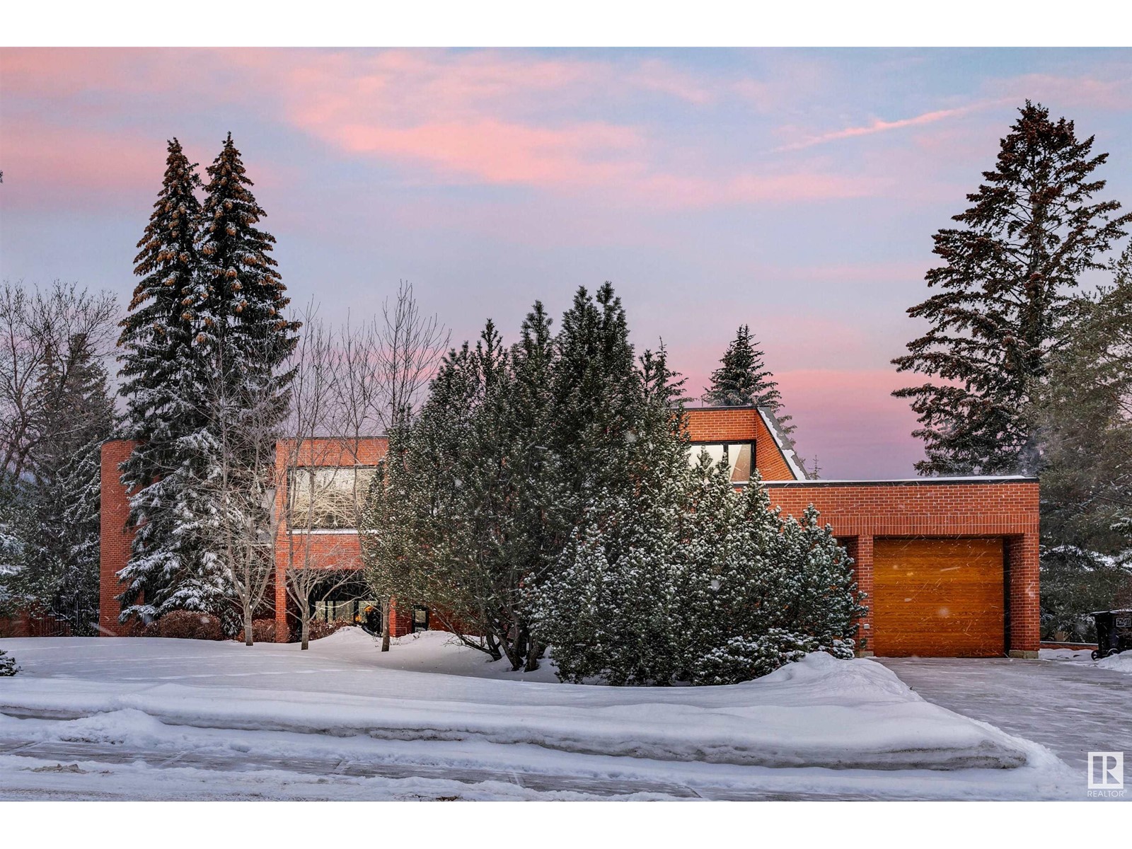 87 Westbrook Dr Nw, For Sale in Edmonton Zoocasa