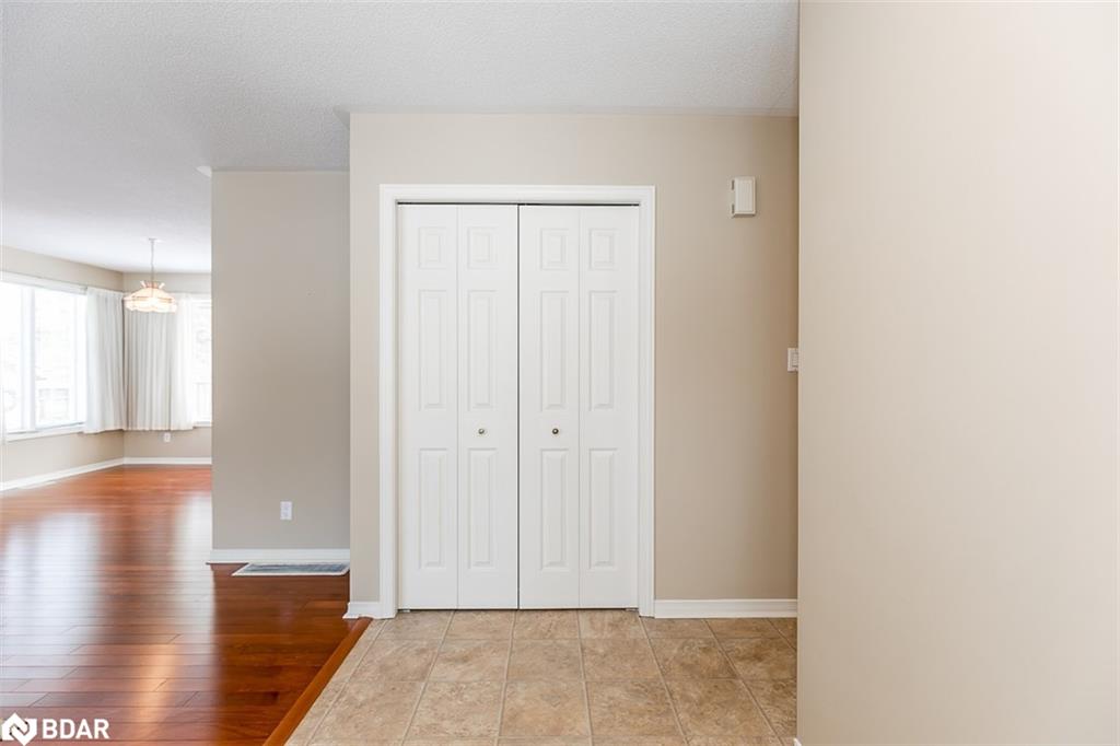 52 Brick Pond Road, For Sale in Severn Zoocasa