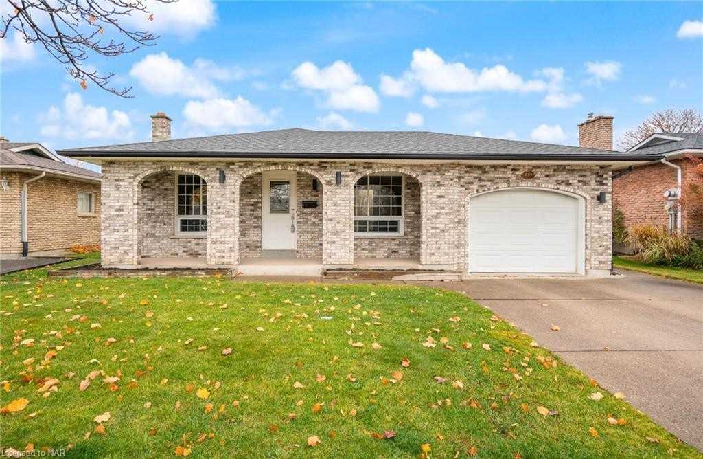 487 Grantham Ave, For Sale in St. Catharines Zoocasa
