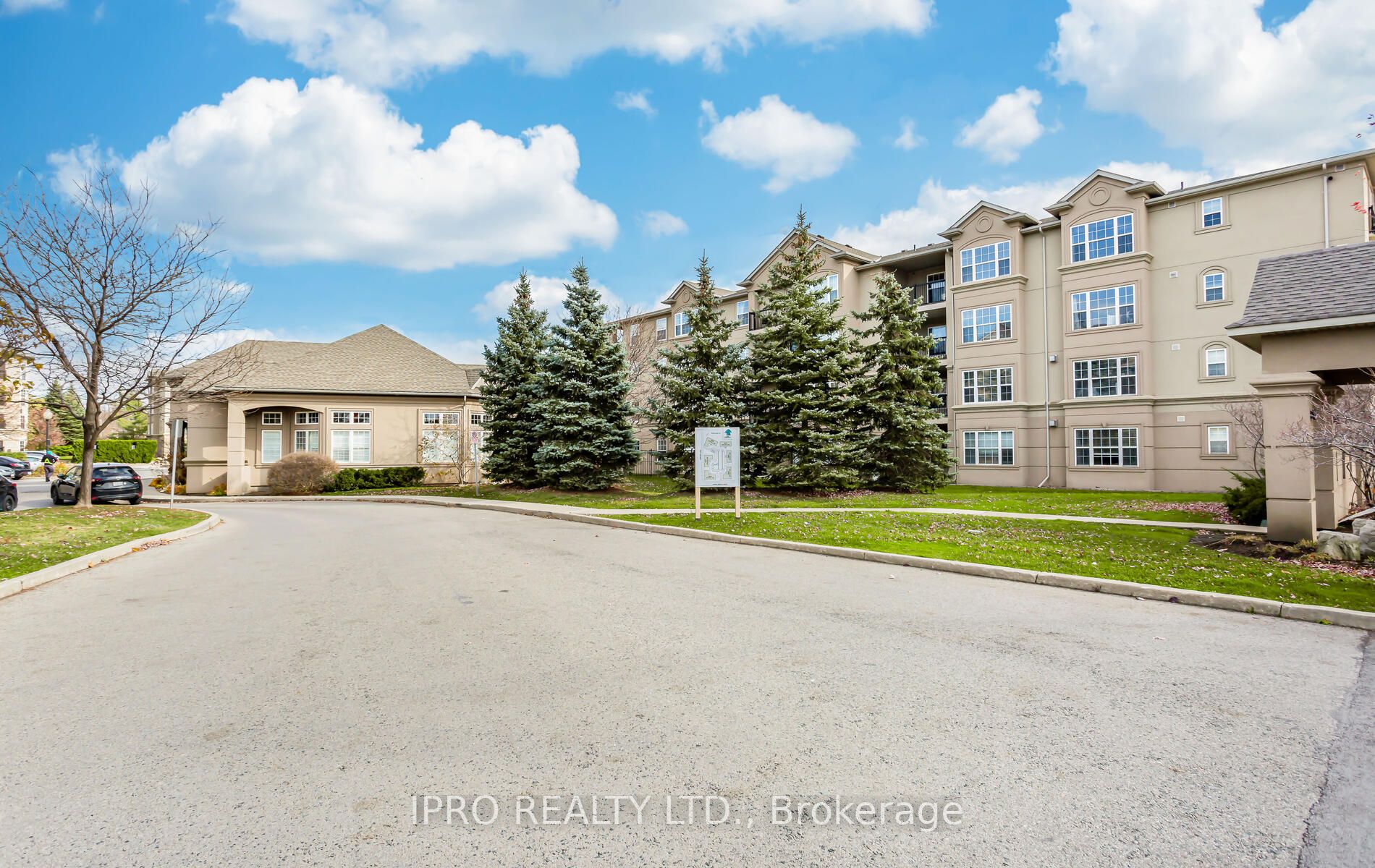 111 2035 Appleby Line, Leased in Burlington Zoocasa