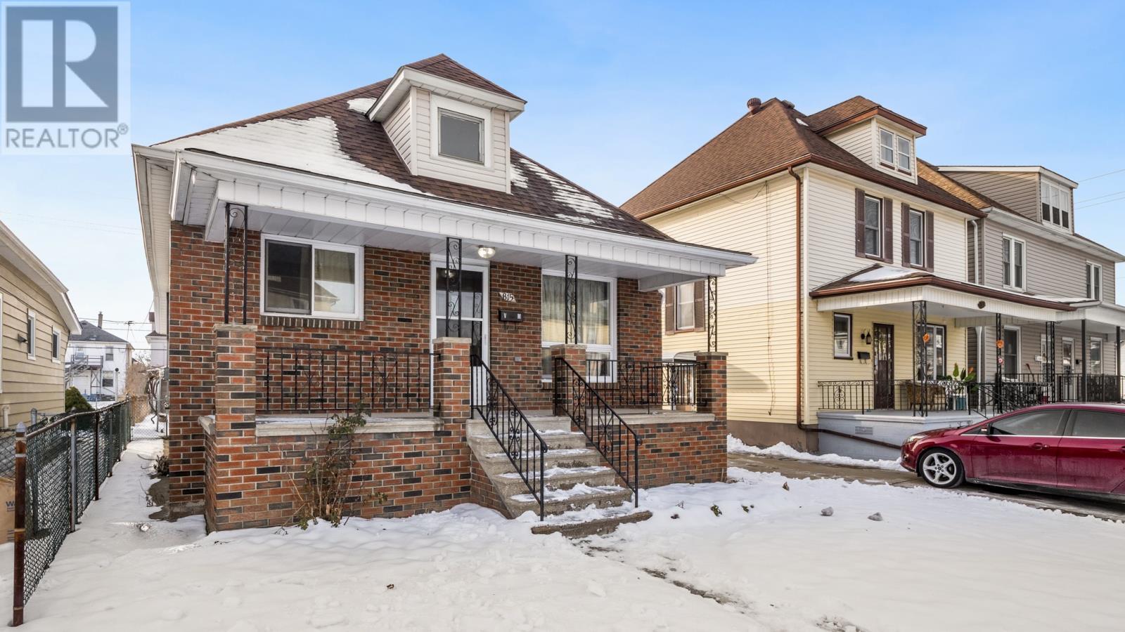 815 Pierre Avenue, Windsor (20000742) Zoocasa