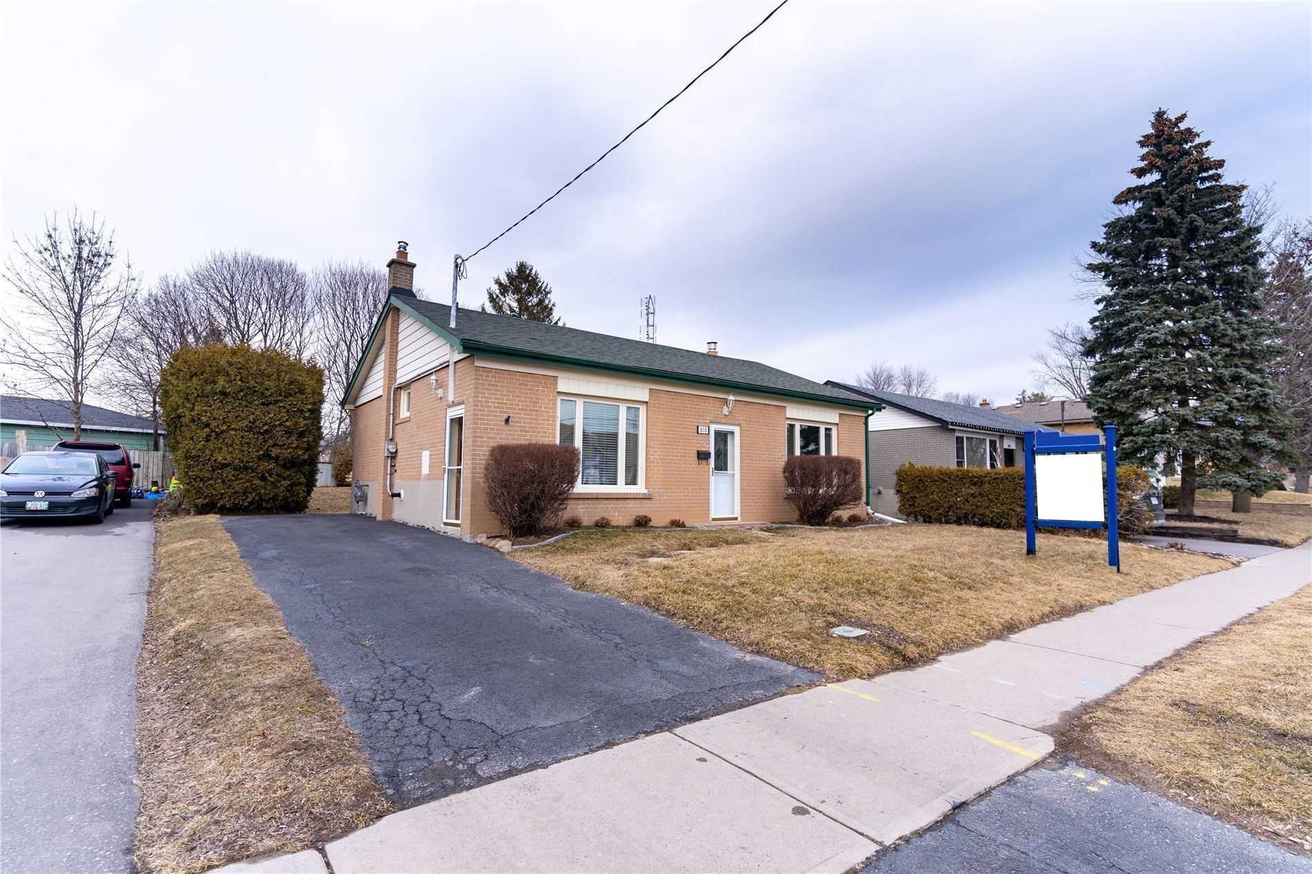 810 Stone St, Oshawa Sold for X,XXX Zoocasa