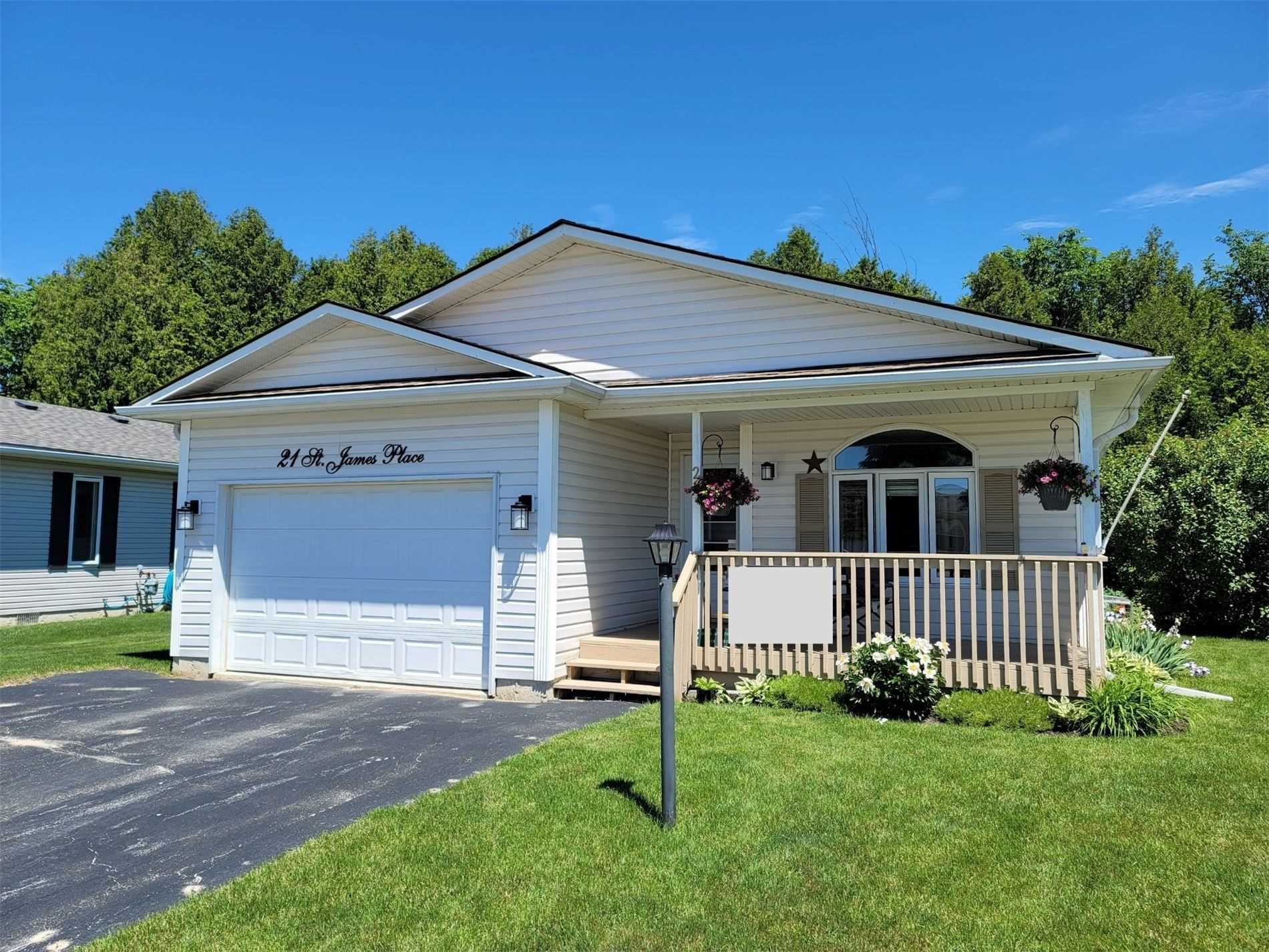 21 St James Pl, For Sale in Wasaga Beach Zoocasa