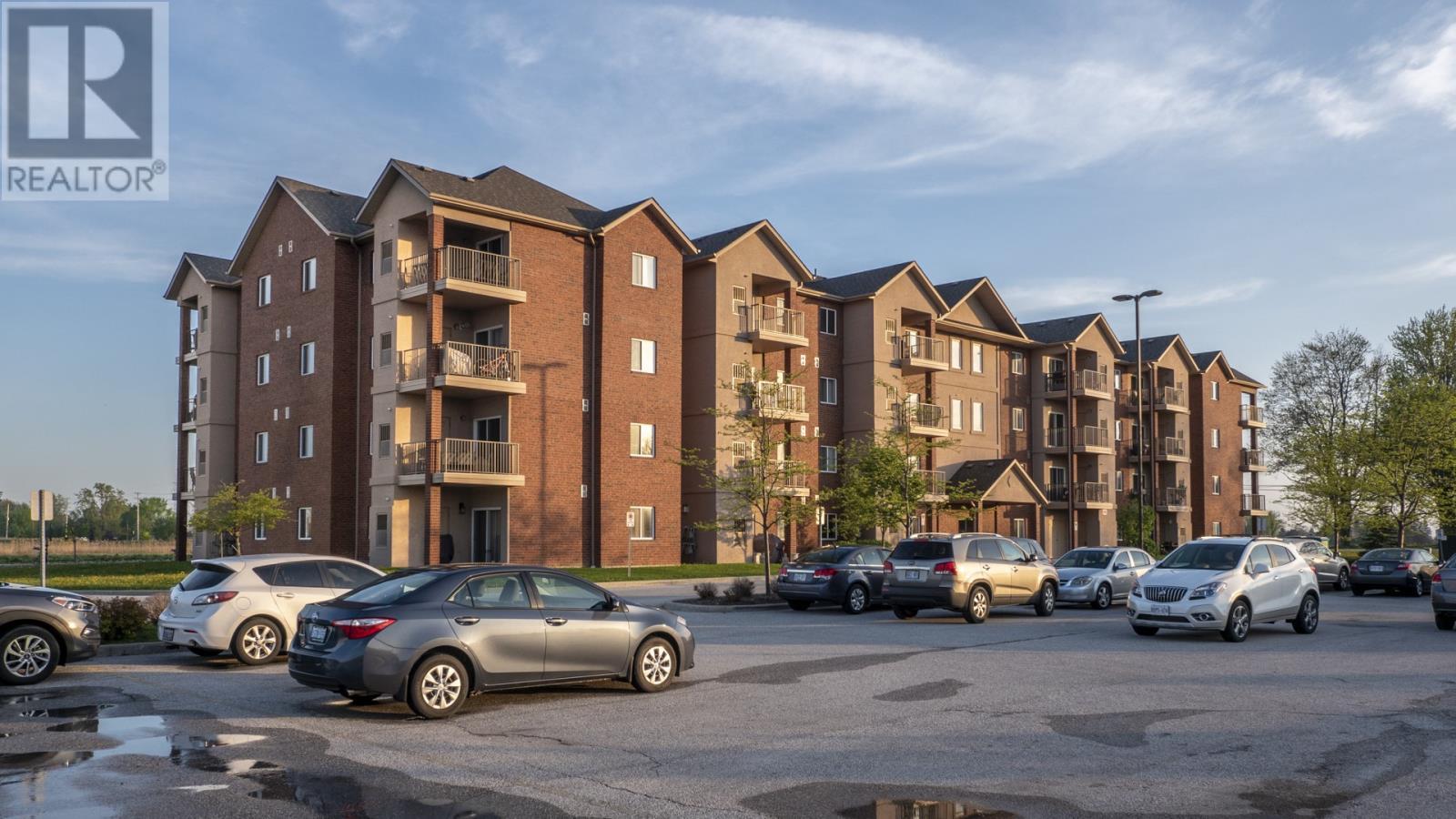 405 2650 Sandwich West Parkway, LaSalle (18001493) Zoocasa