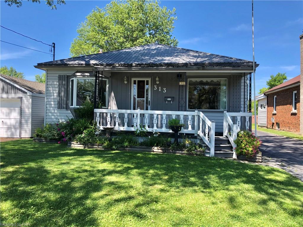 313 Mcalpine Avenue S, For Sale in Welland Zoocasa