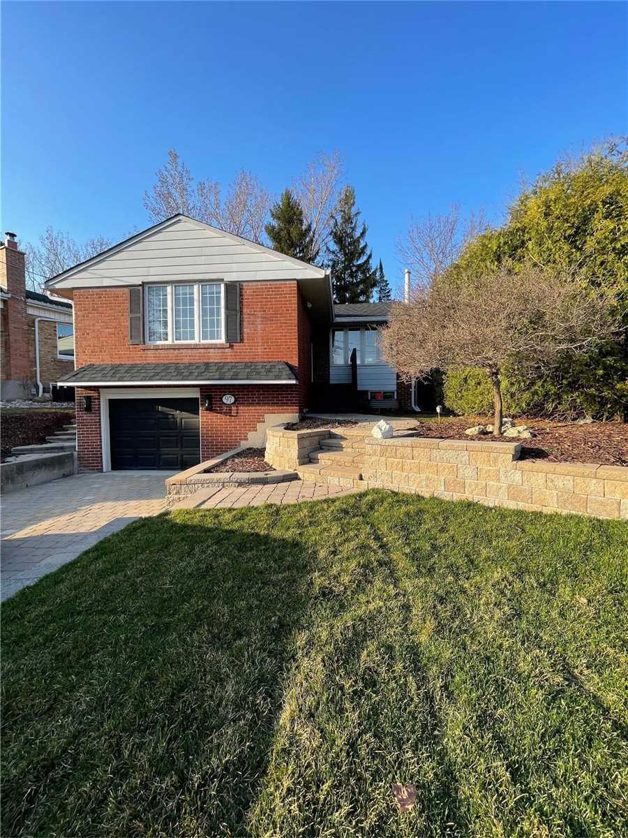 97 Wilstead Dr, Leased in Newmarket Zoocasa