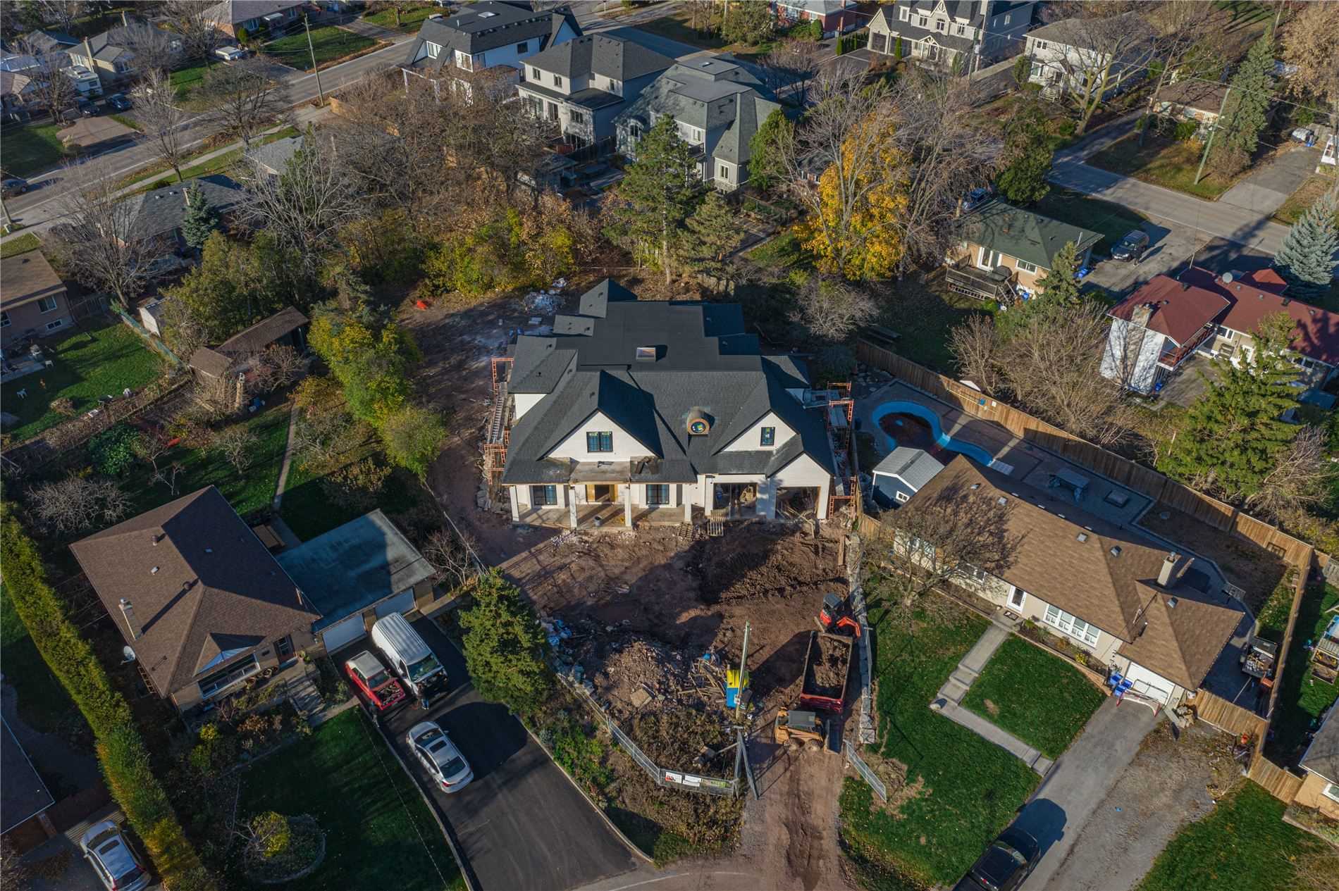 583 Weir Ave, Suspended in Oakville Zoocasa