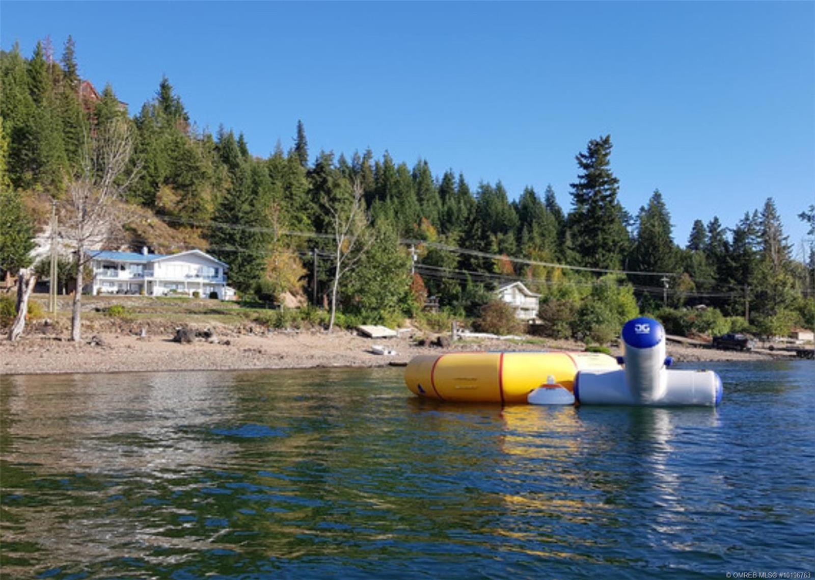 2512 Eagle Bay Road, Columbia Shuswap C (10196763) Zoocasa