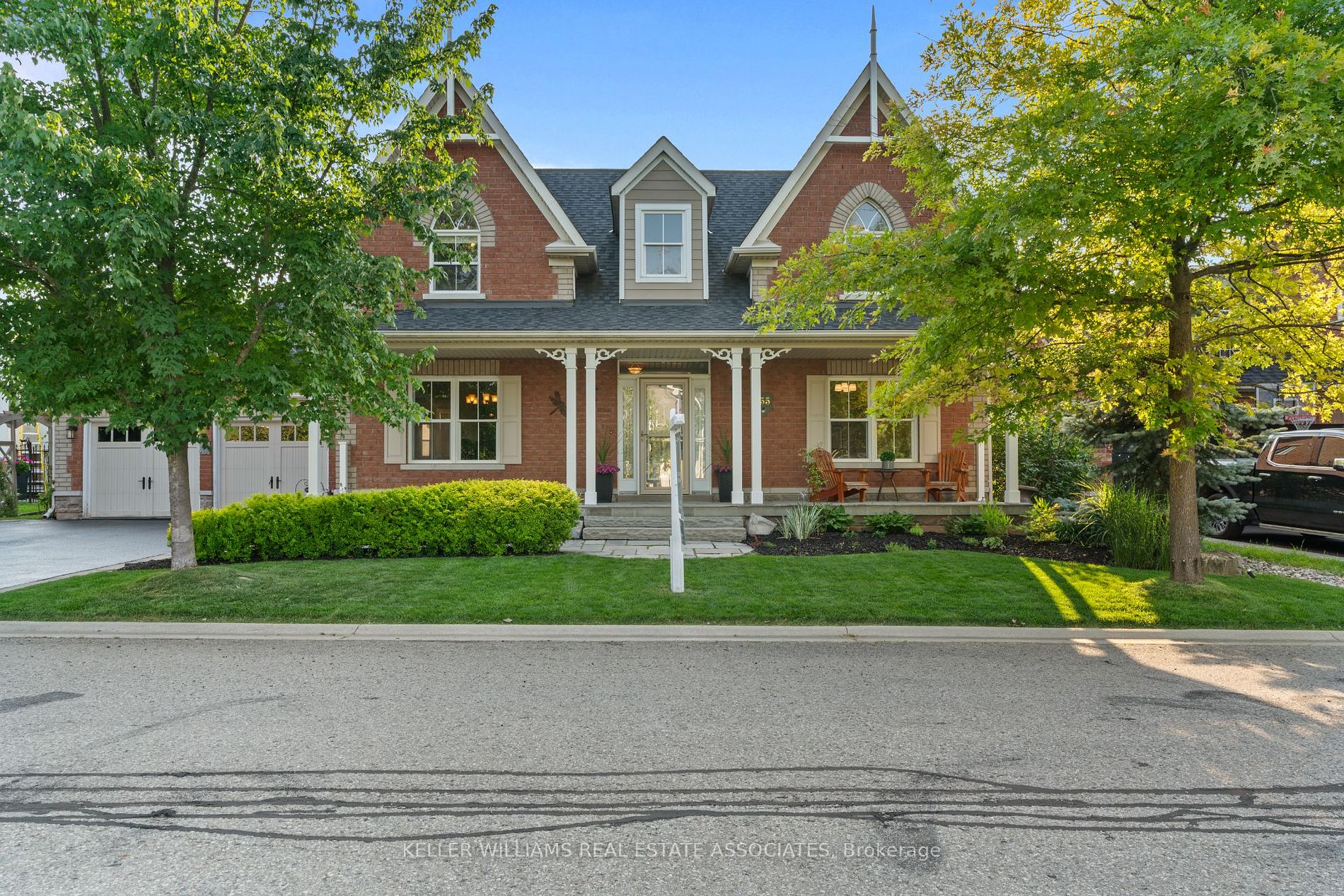 55 N Riverdale Dr, Sold in Inglewood Zoocasa