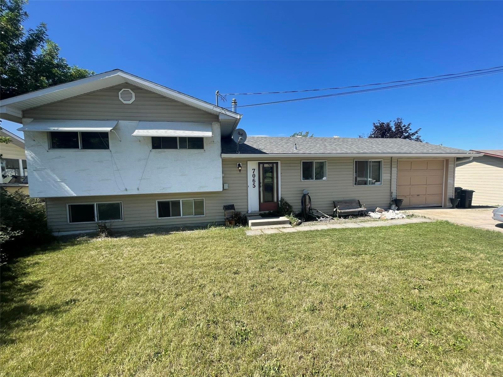 7065 Longacre Drive, For Sale in Saanich Zoocasa