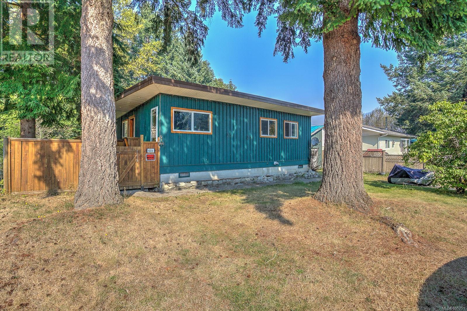 6816 First St, Cowichan Valley F (855251) Zoocasa