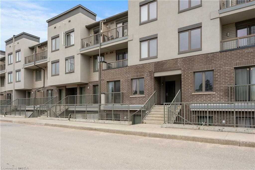 2 350 Fisher Mills Rd, Sold in Cambridge Zoocasa