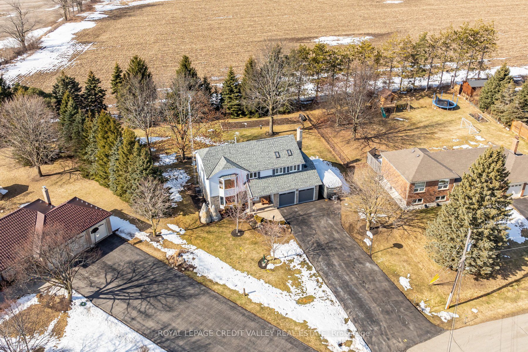 18 Kevinwood Dr, For Sale in Caledon Zoocasa