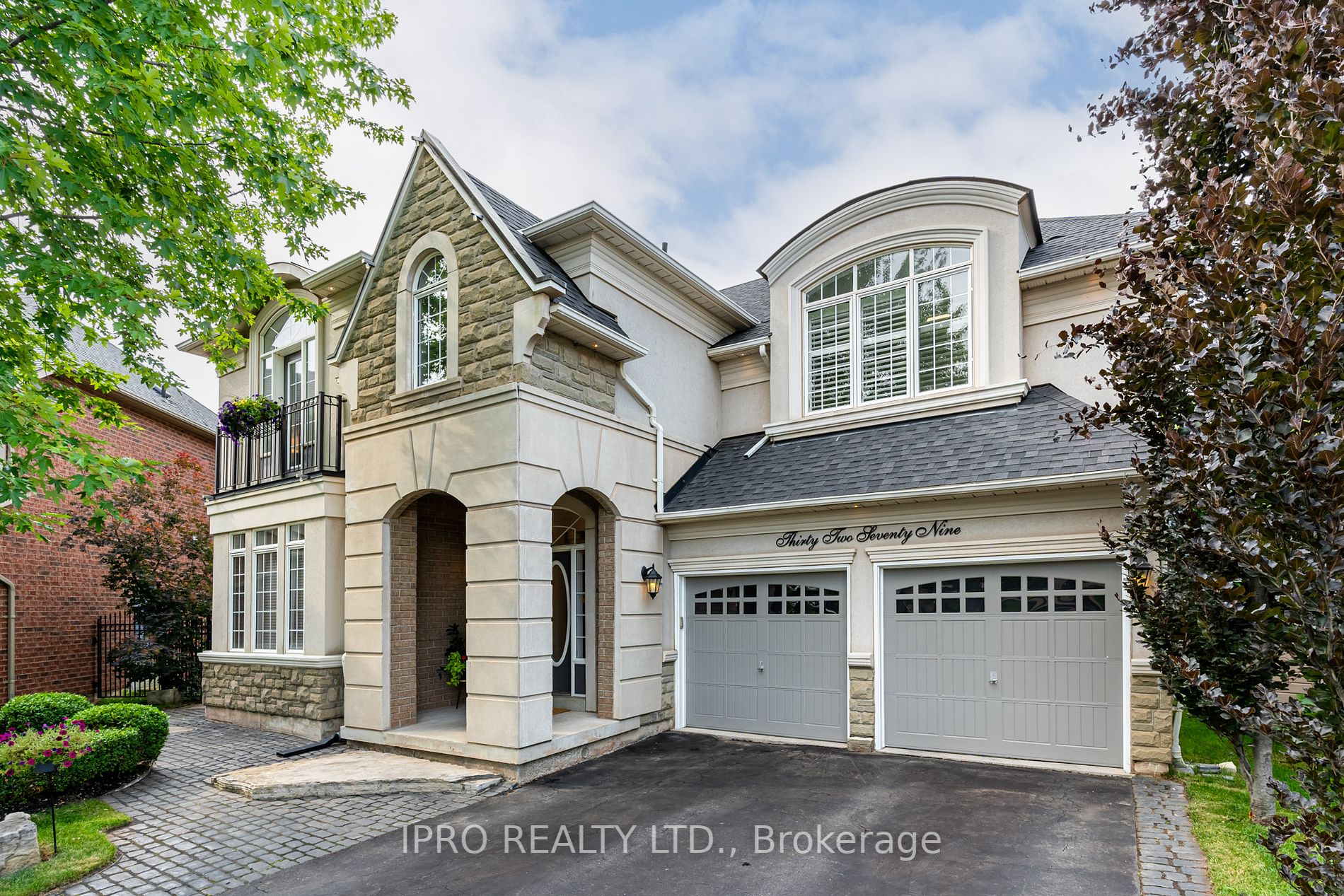 3279 Raspberry Bush Trail, Sold in Oakville Zoocasa