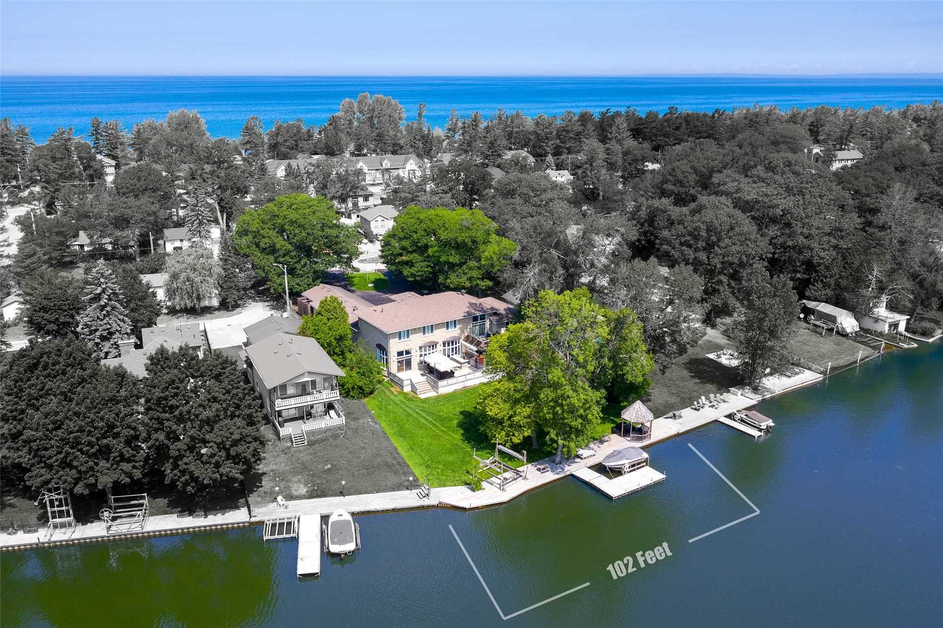 211 Old Mosley St, Wasaga Beach 2,300,000 (S5179550) Zoocasa