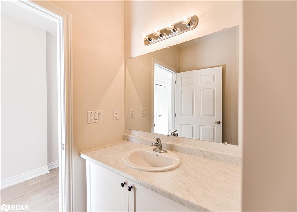 48 Leanne's Way, Inactive in Orillia Zoocasa
