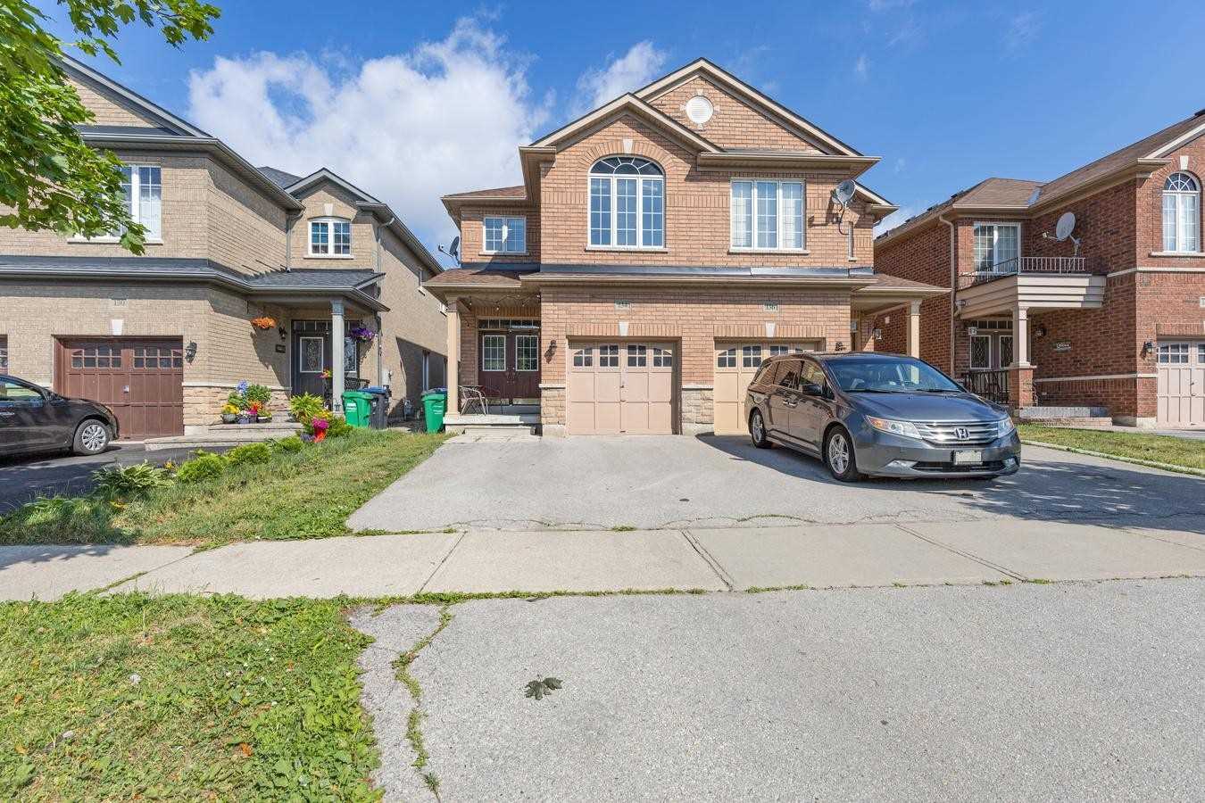 134 Breton Ave, Sold in Mississauga Zoocasa