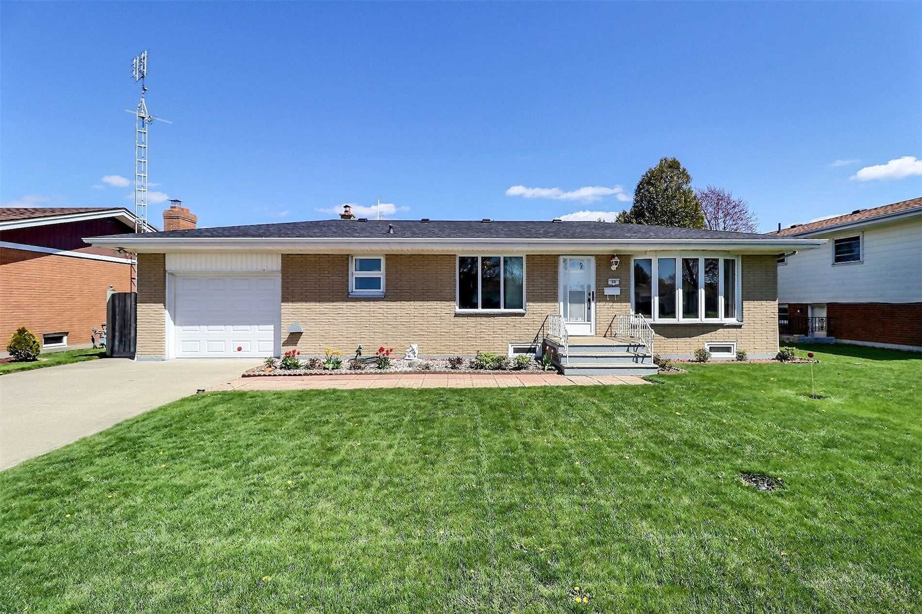 58 Lutsch Ave, Sold in Leamington Zoocasa