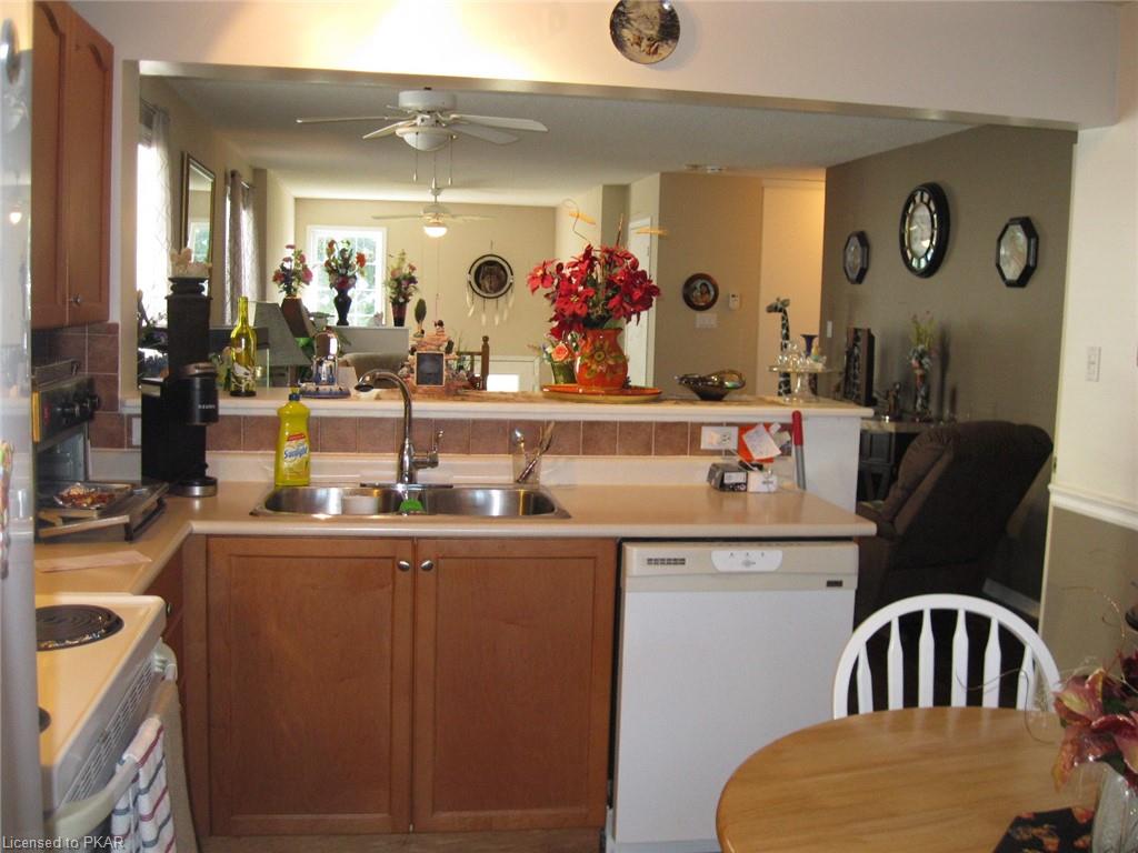 3015 Westridge Boulevard, Inactive in Peterborough Zoocasa