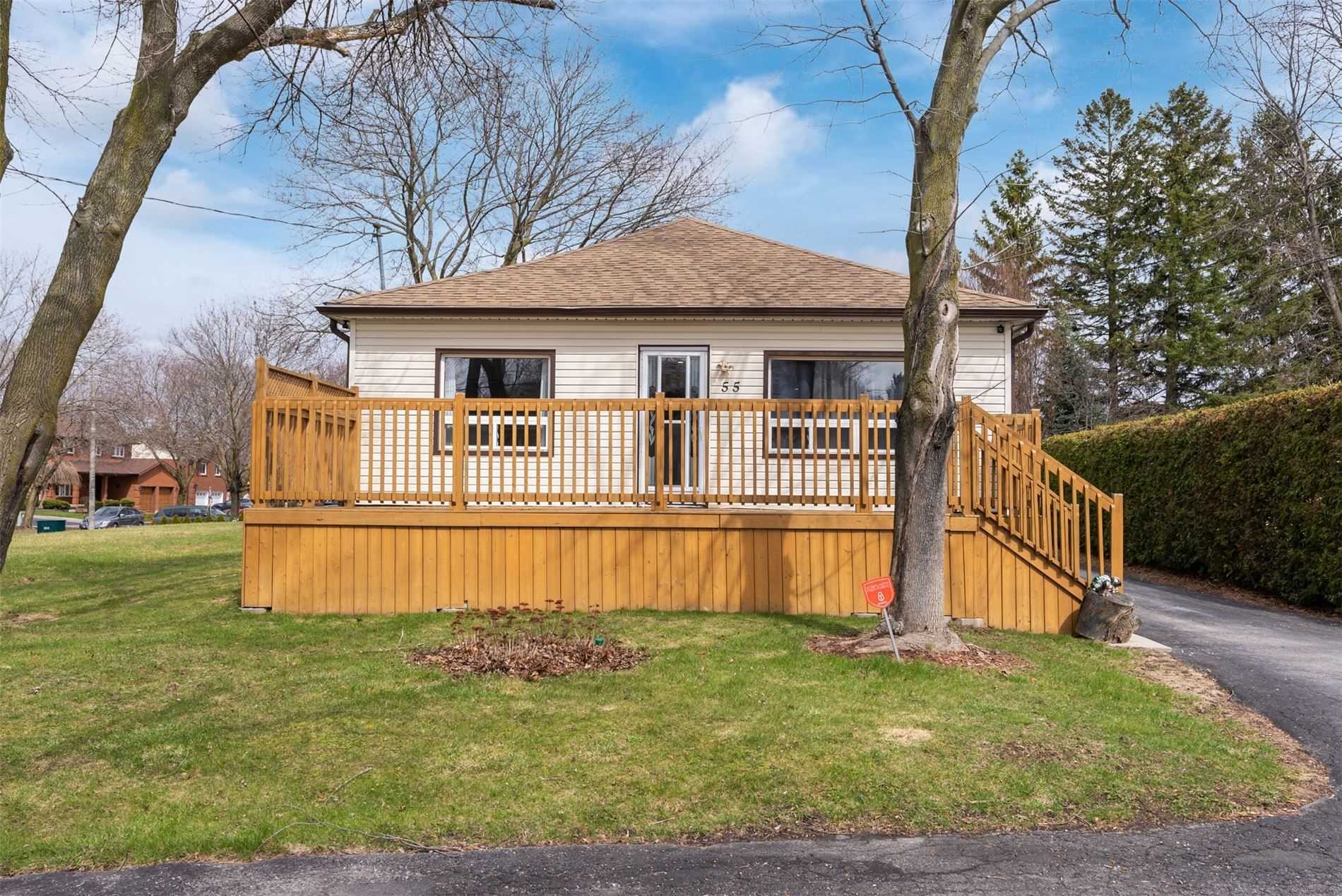 55 Garrard Rd, Sold in Whitby Zoocasa