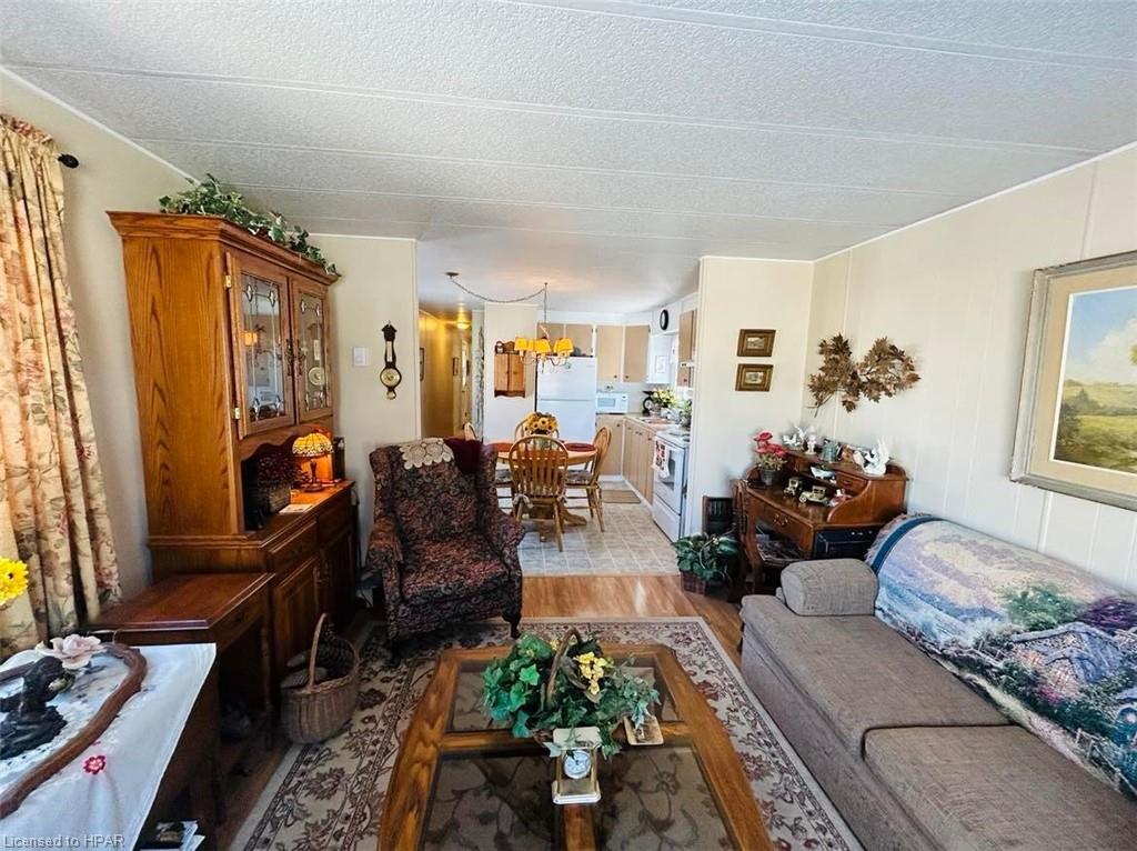 35 Briarwood Crescent, For Sale in Morris Turnberry Zoocasa