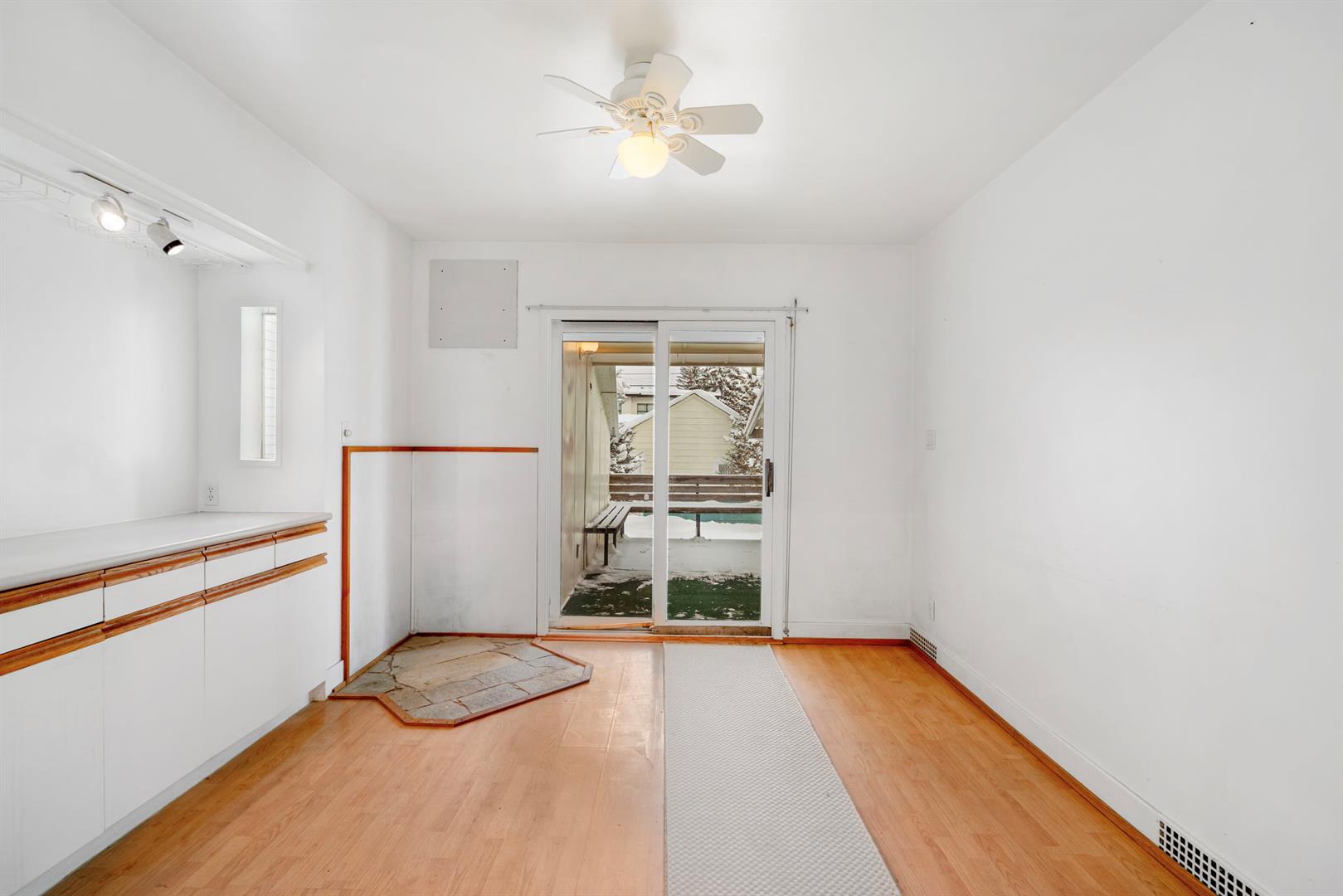 2616 26a Street Sw, For Sale in Calgary Zoocasa